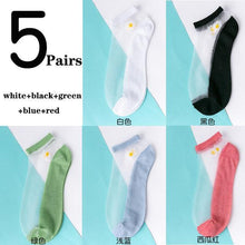 Load image into Gallery viewer, 5Pairs/Lot Women Socks Fashion daisy Flower Japan Ankle Socks - GoHappyShopin