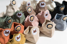 Load image into Gallery viewer, 4 Pairs Women Fashion Cute Heart Sock - GoHappyShopin