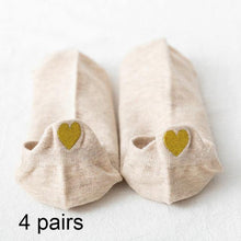 Load image into Gallery viewer, 4 Pairs Women Fashion Cute Heart Sock - GoHappyShopin