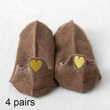 Load image into Gallery viewer, 4 Pairs Women Fashion Cute Heart Sock - GoHappyShopin
