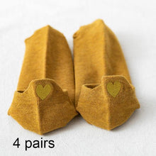 Load image into Gallery viewer, 4 Pairs Women Fashion Cute Heart Sock - GoHappyShopin
