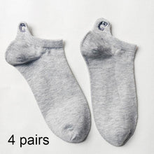 Load image into Gallery viewer, 4 Pairs Women Fashion Cute Heart Sock - GoHappyShopin
